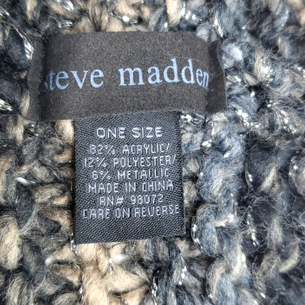 Steve Madden Silver Metallic Black Knit Infinity Scarf